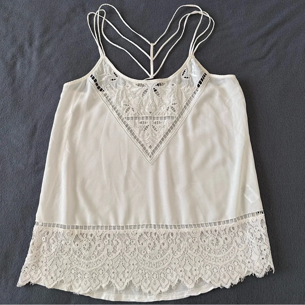 Express Womens White Beaded Lace Trim Cami Top Flowy Soft Size S - Picture 3 of 10